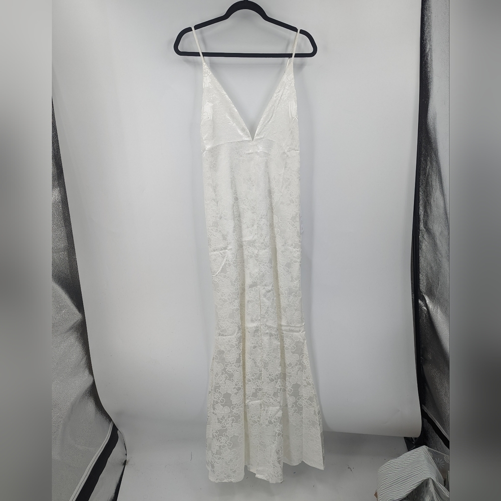 NWT LULUS Promise My Passion Bridal Maxi V-neck Sleeveless Spaghetti Strap Dress
